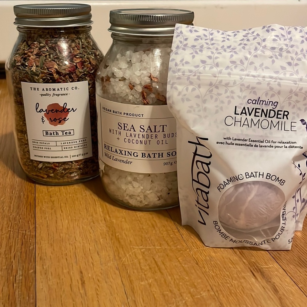 Bath accessories